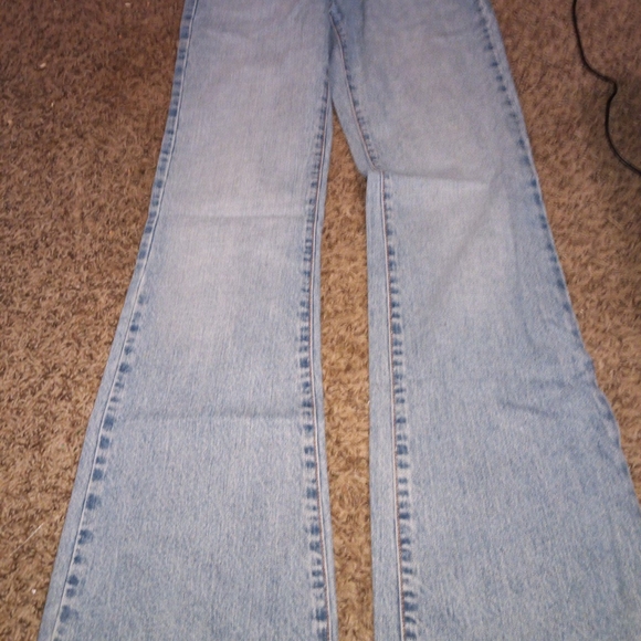 Jeans - Picture 2 of 4